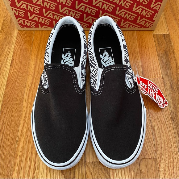 Vans Classic Slip On Women’s Sneakers - Picture 3 of 7